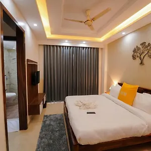  Apartment Lime Tree Two Bhk Service Golf Course Road India